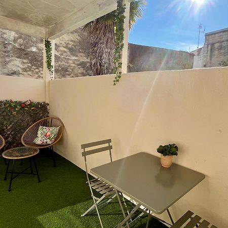 Ferienwohnung Escapade Vintage Avec Terrasse En Centre Historique La Rochelle  Exterior foto
