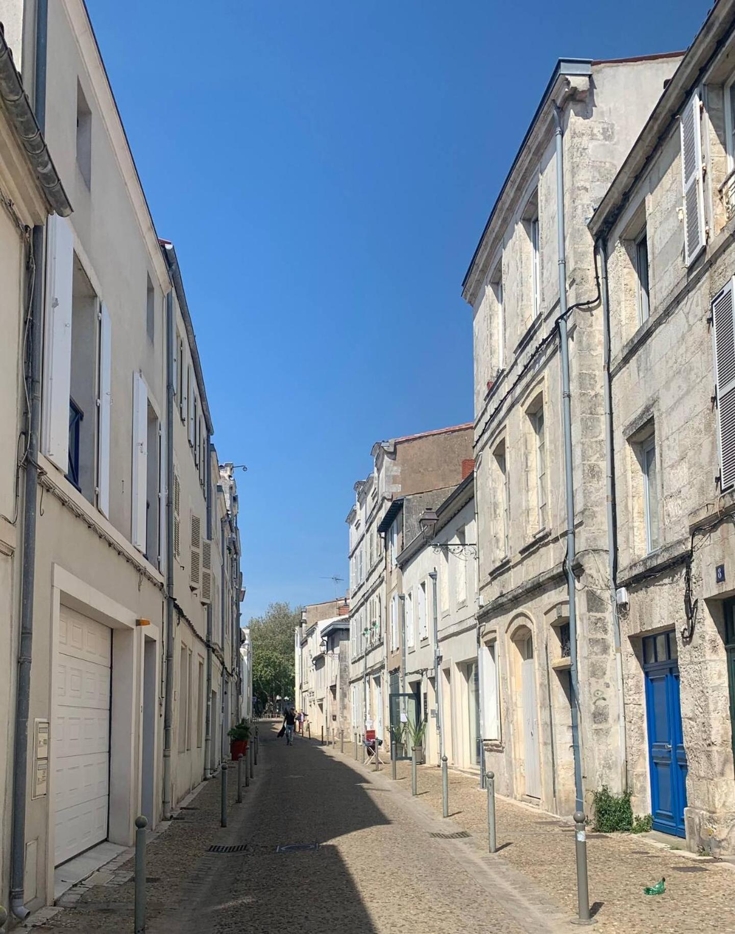 Ferienwohnung Escapade Vintage Avec Terrasse En Centre Historique La Rochelle  Exterior foto